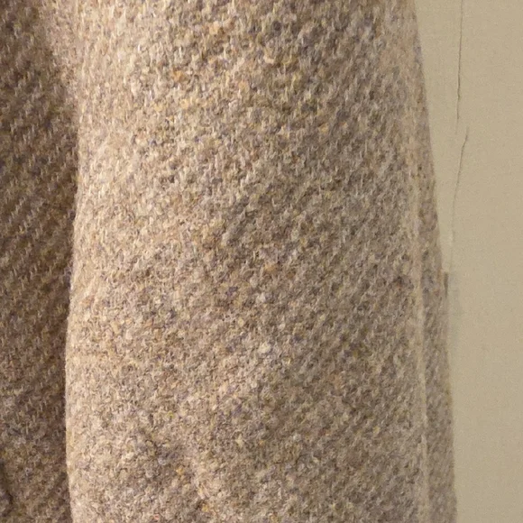 Brunello Cucinelli Textured Brown Fabric - Picture 5 of 9